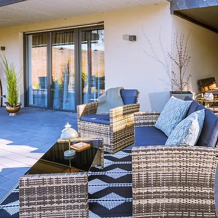 Апартаменты Cozy Koori 1770- Rizas Hills Трабен-Трарбах